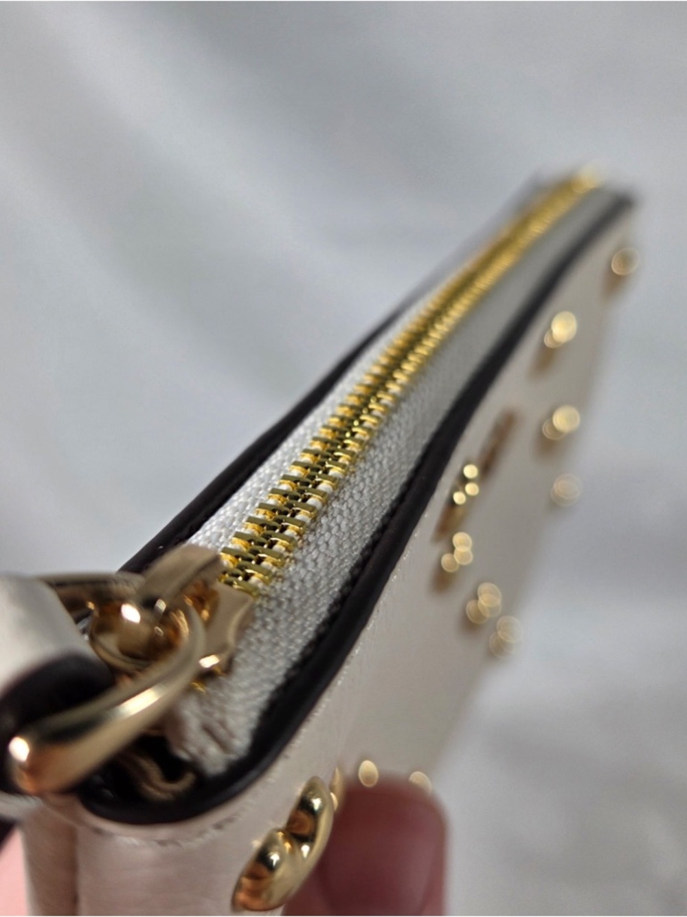 Coach Ivory Wristlet with Gold Heart Studs - Picture 4 of 6